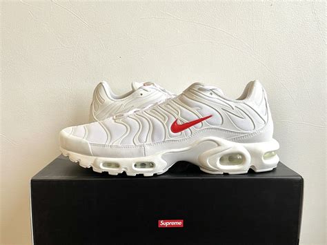 supreme x tn air max white